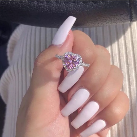 Heart Shaped Promise ring in Rosy Pink💍 💖 - Picture 3 of 3